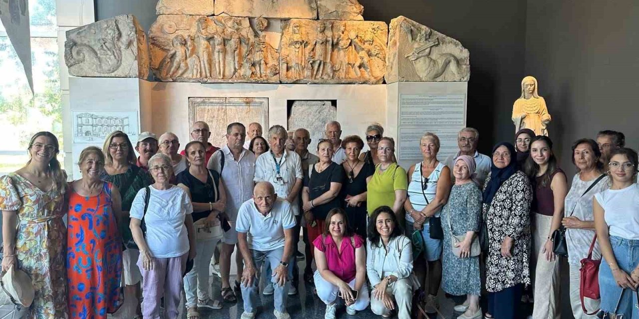Muratpaşa’nın Kıdemli Kent Sakinleri, Antalya Müzesi’ni Gezdi