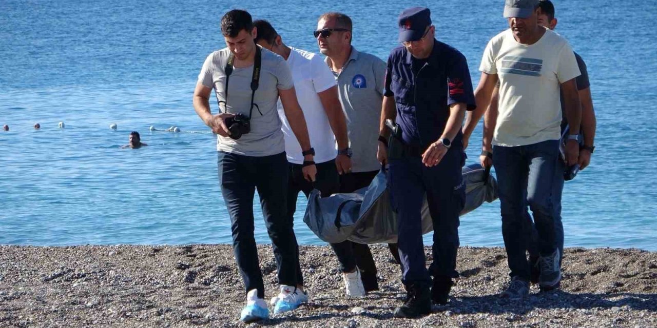 Sahilde 19 Yaşındaki Gencin Cansız Bedeni Bulundu