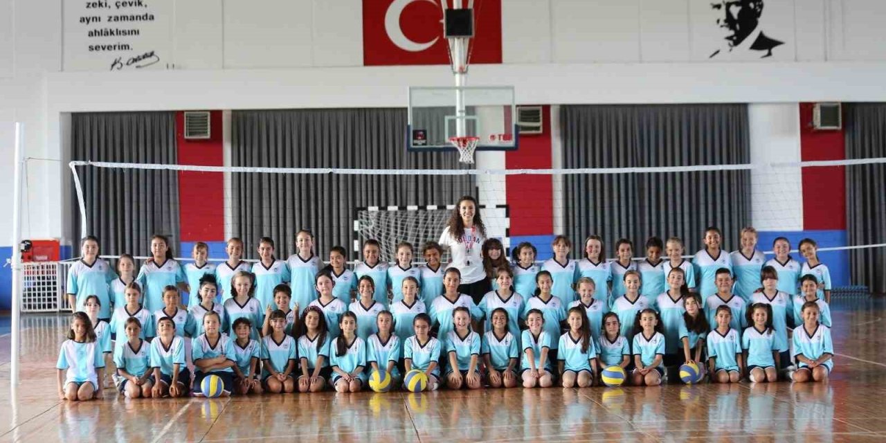 Odunpazarı’nda Voleybol Yaz Okuluna Büyük İlgi