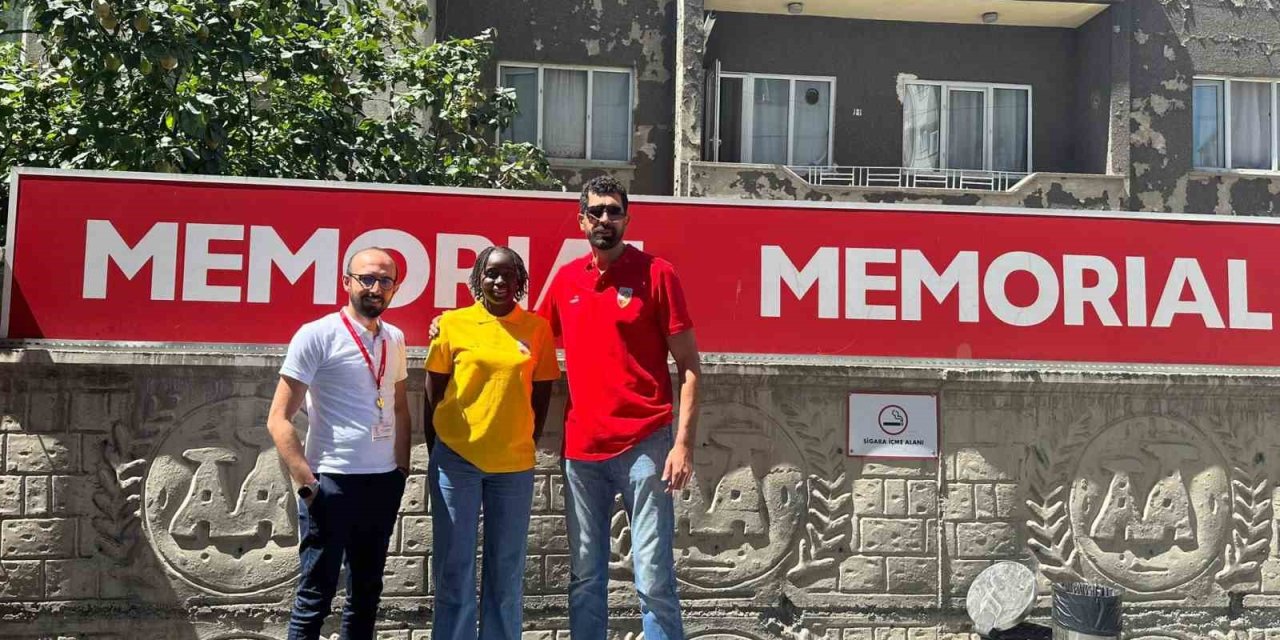 Sokhna Faal Kayseri’ye Geldi