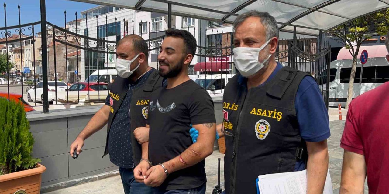 Polisle Yaşadığı Silahlı Çatışmanın Ardından Yakalanan Şahıs Tutuklandı