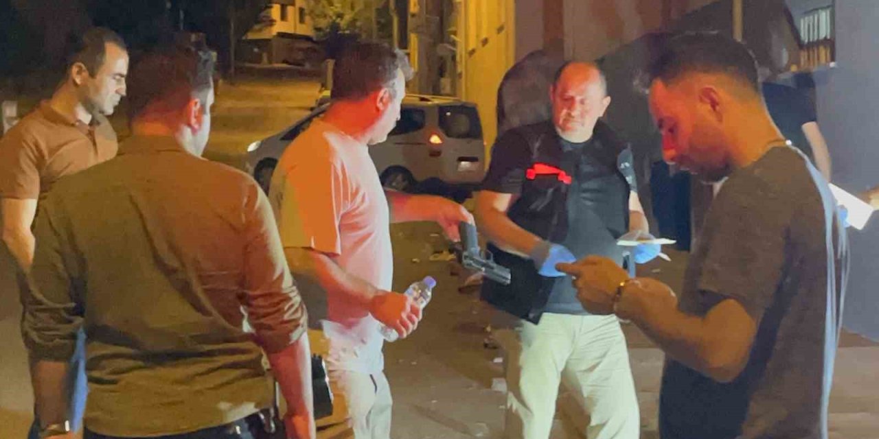 Asker Eğlencesinde Polis Memuruna Mukavemet Gösteren 2 Kişi Gözaltına Alındı