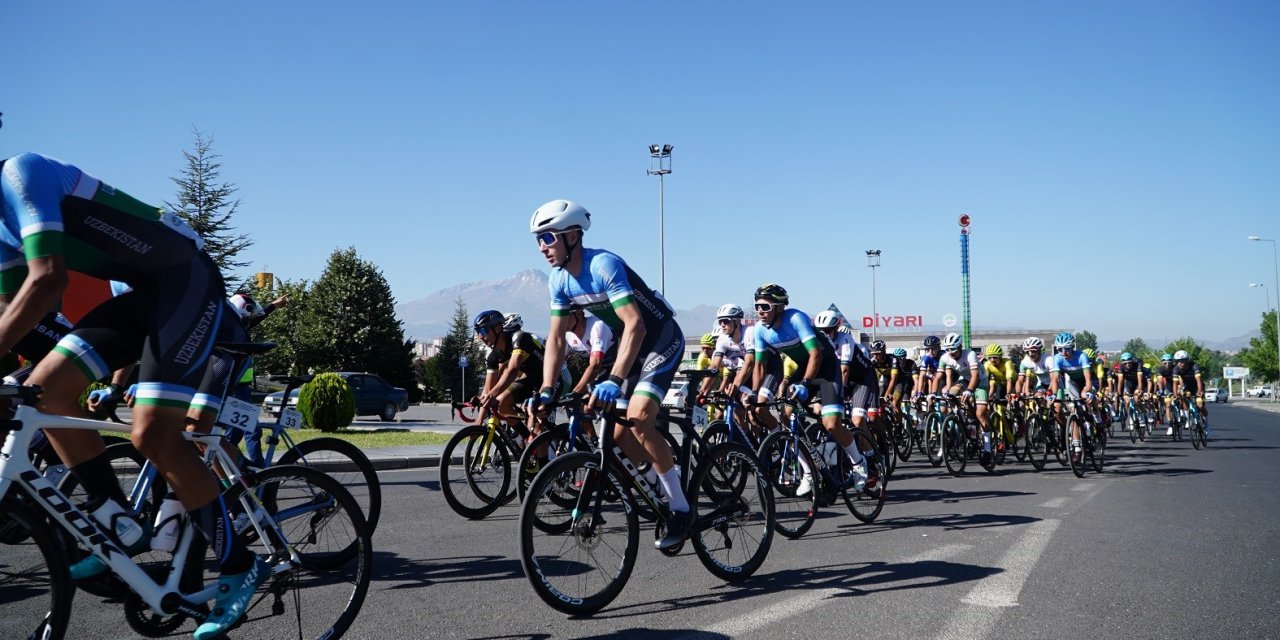 Erciyes Uluslararası Yol Ve Dağ Bisikleti Yarışları Başlıyor