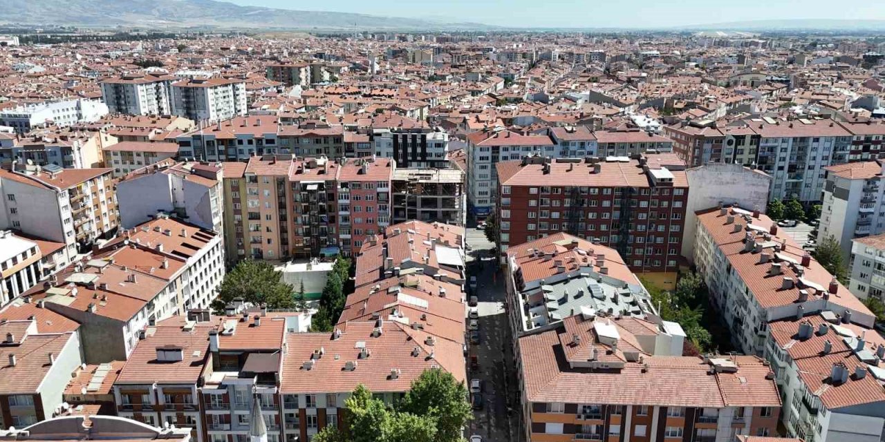 Kentsel Dönüşüm Olmayan Eskişehir’de Öğrenciler Kiralık Ev Bulamıyor