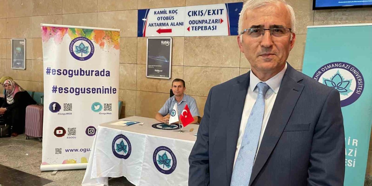 Esogü 4 Bin 300 Yeni Öğrencisini Karşılıyor