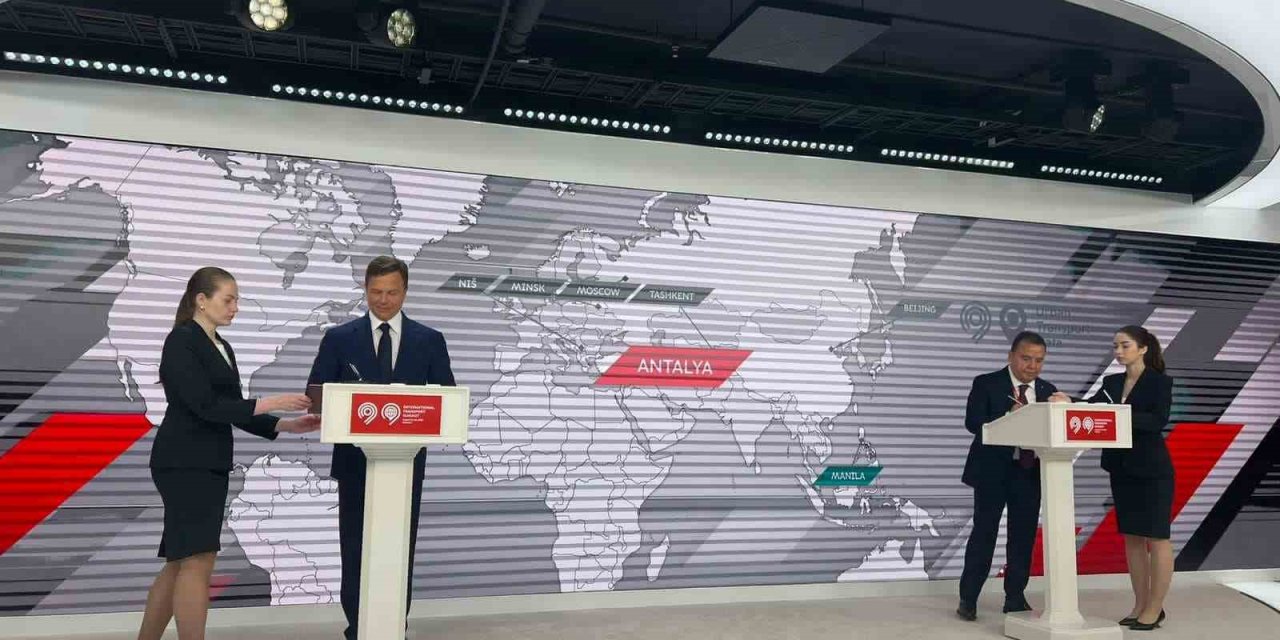 Antalya Ve Moskova Hükümeti Arasında İşbirliği Protokolü İmzalandı