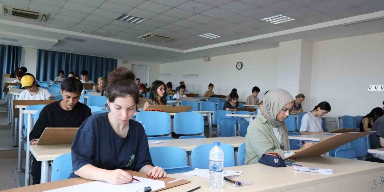 Akdeniz Üniversitesi Güzel Sanatlar Fakültesi’ne 2 Bin Öğrenci Başvuru Yaptı