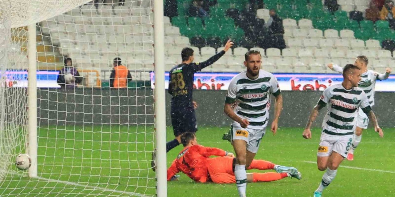 Konyaspor’da Sokol Cikalleshi İle Yollar Ayrıldı