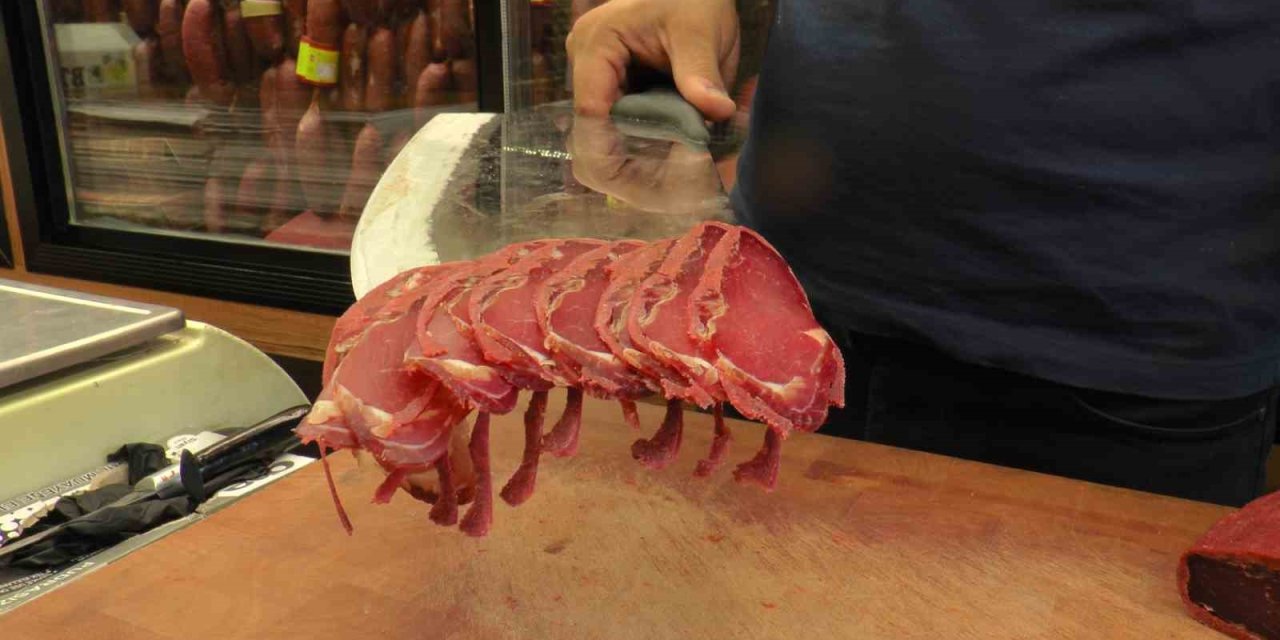 Gurbetçiler Pastırmacıları Hareketlendirdi