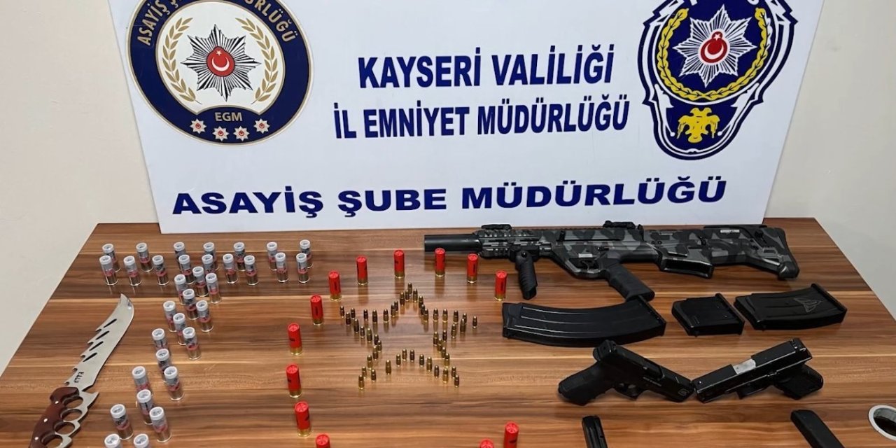 Ruhsatsız Silah Ve Mermi Satan Şahıs Yakalandı