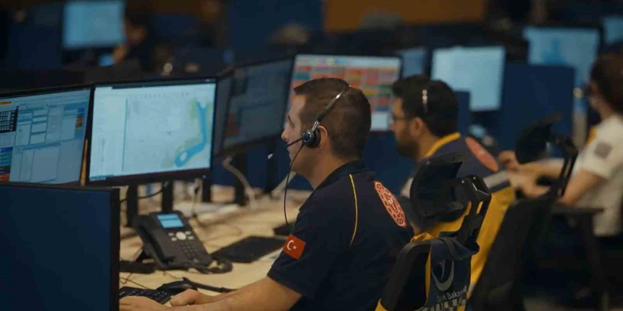 Eskişehir’de 112 Acil Çağrı Merkezi’ni Meşgul Eden 35 Kişiye 77 Bin 976 Tl Para Cezası Kesildi