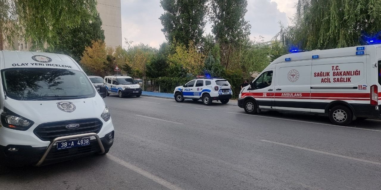 Akrabaların Kavgası Kanlı Bitti: 1 Yaralı