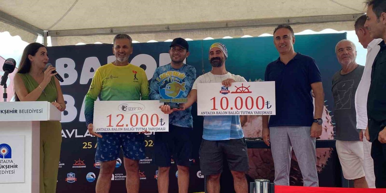 Antalya’da İstilacı Balon Balığı Avlama Yarışması