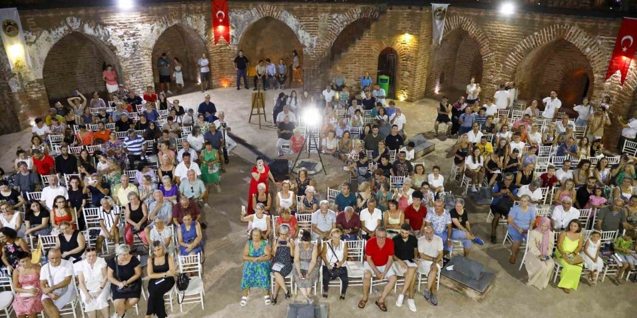 Alanya’da Tarihi Kızılkule Müzikle Renklendi