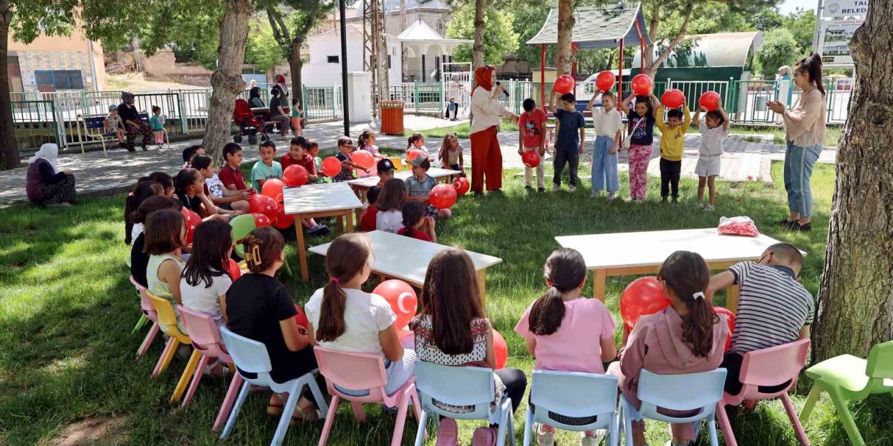 Talas’ta Gezici Kütüphane Yaz Turunu Tamamladı