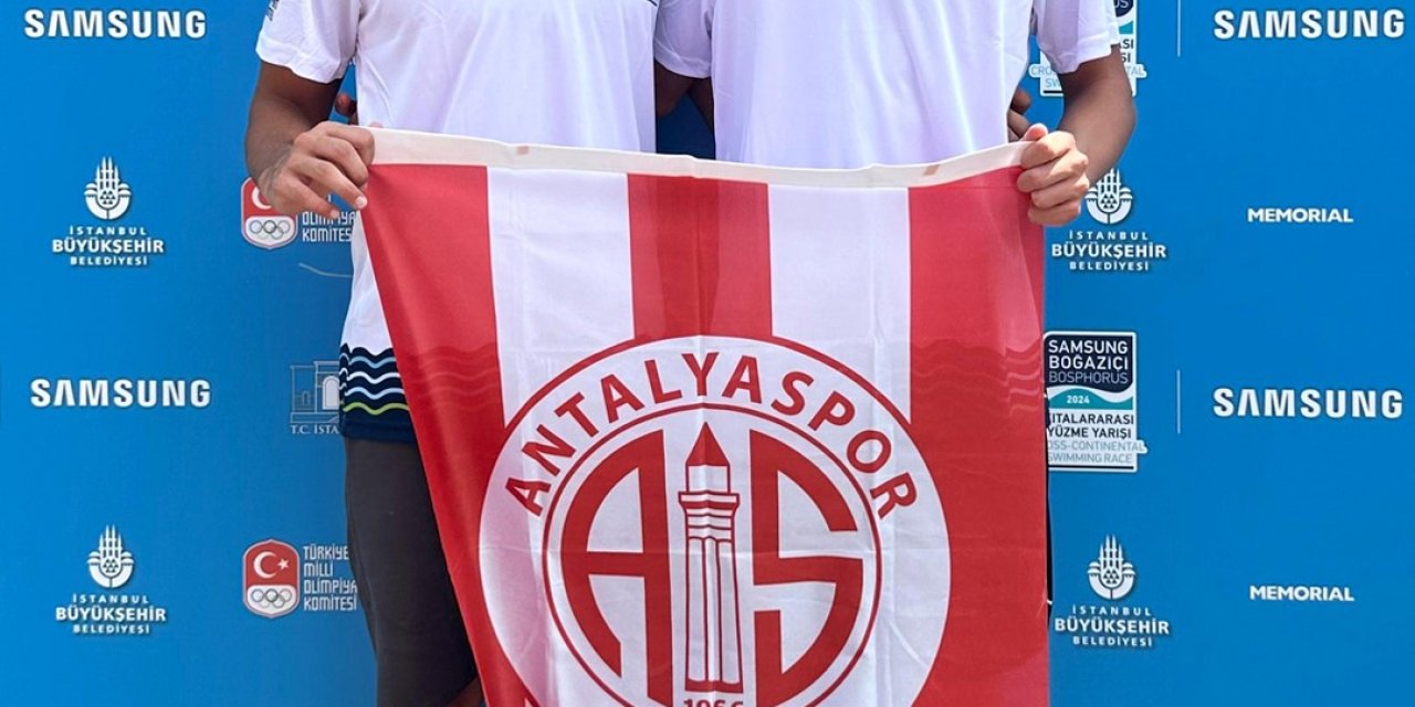 Kıtalararası Yüzen Antalyasporlulardan 1 Altın Ve 1 Bronz