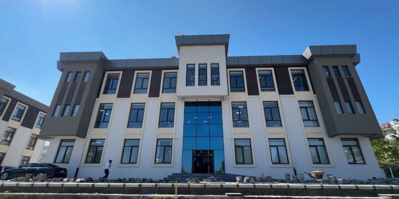 Hacılar Belediyesi Yeni Hizmet Binasında Hizmette