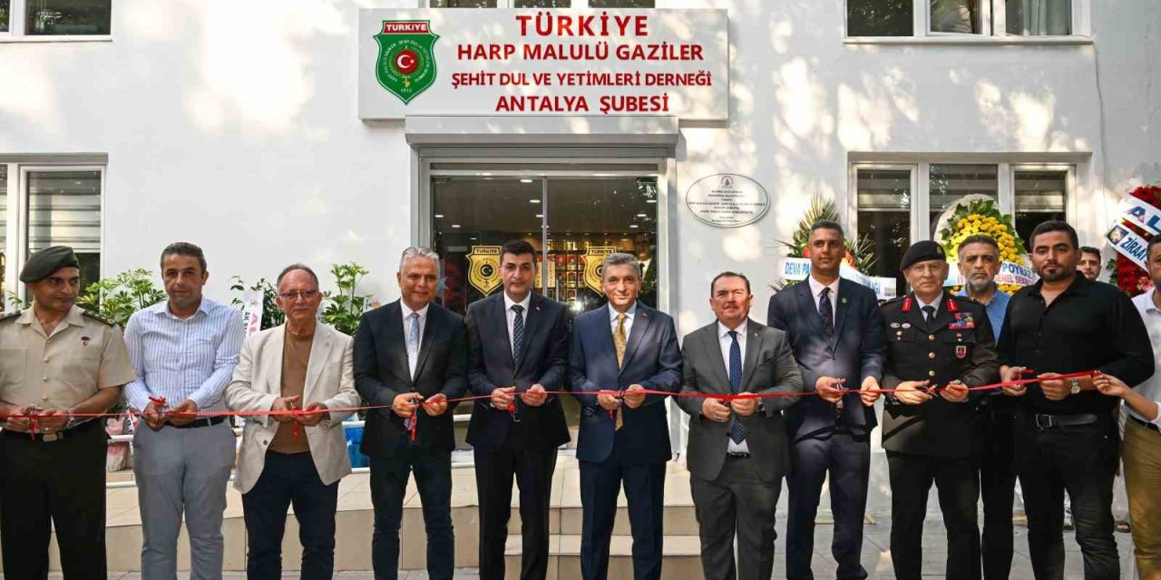 Şehitlere Saygı, Gazilere Hizmet