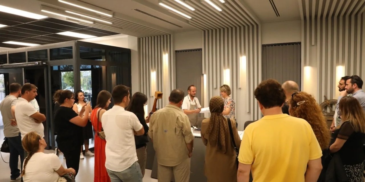 Büyük Şehir Sanat Galerisi’nde Hem Sanat Hem İnsan Kaynaklarına Yönelik Workshop Etkinliği