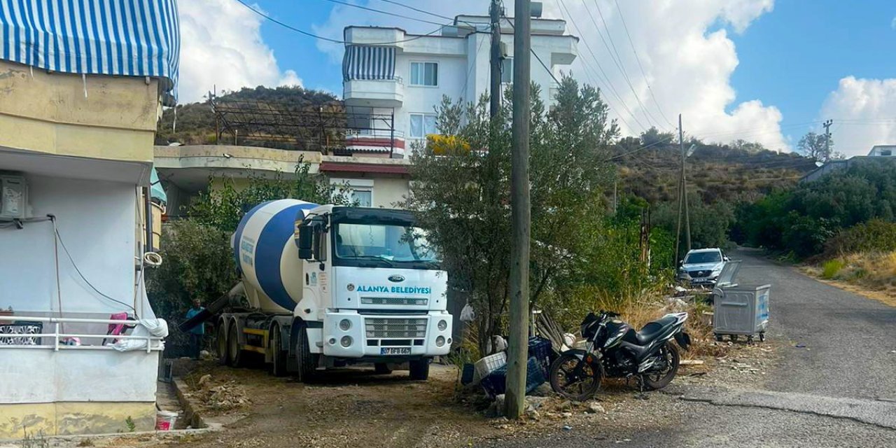 Alanya Belediyesi’nden Engelli Vatandaşa Özel Yol