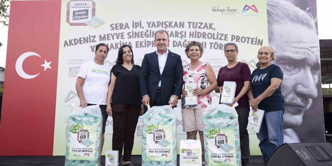 Mersin Büyükşehir Belediyesinden Çiftçiye Destek