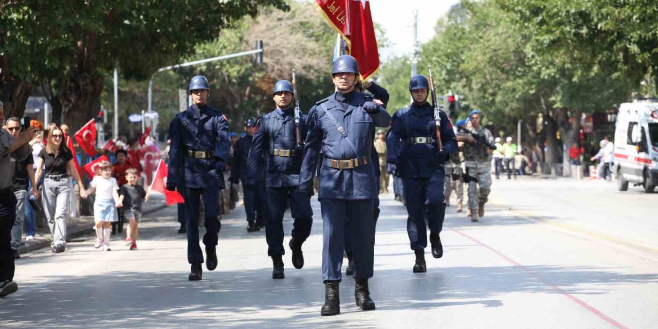 Konya’da 30 Ağustos Zafer Bayramı Coşkusu