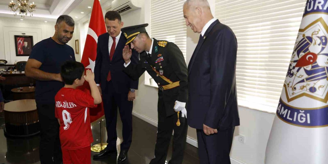 30 Ağustos Zafer Bayramı Alanya’da Törenle Kutlandı