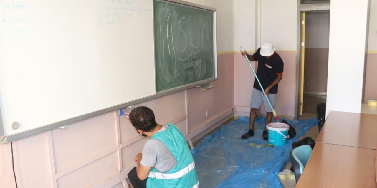 10 Okulda 30 Bin Metrekareden Fazla Alan Yenilendi
