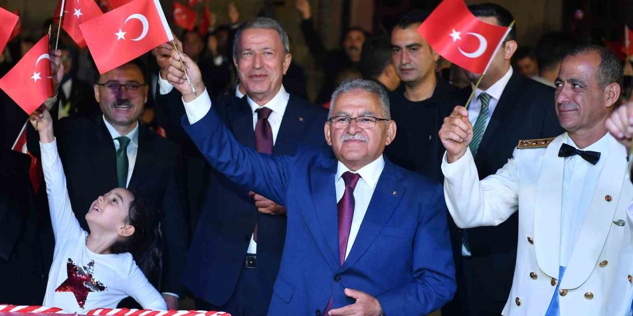 Başkan Büyükkılıç: "cumhuriyetimizi Taçlandıracak Eserlerle Türkiye’mizi Buluşturmak, Şehrimizi Buluşturmak Hepimizin Görevi"