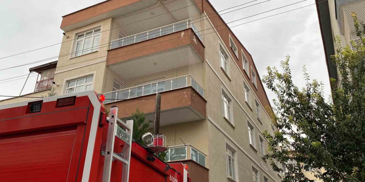 Doğum Günü Kutlamasında Helyum Gazının Bulunduğu Tüp Patladı: 2 Yaralı