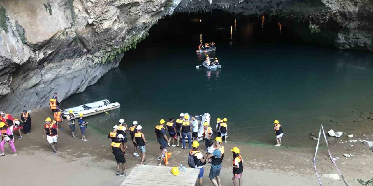 Altınbeşik Mağarası 2004 Yılından Bu Yana En Yüksek Ziyaretçi Rekorunu Kırdı