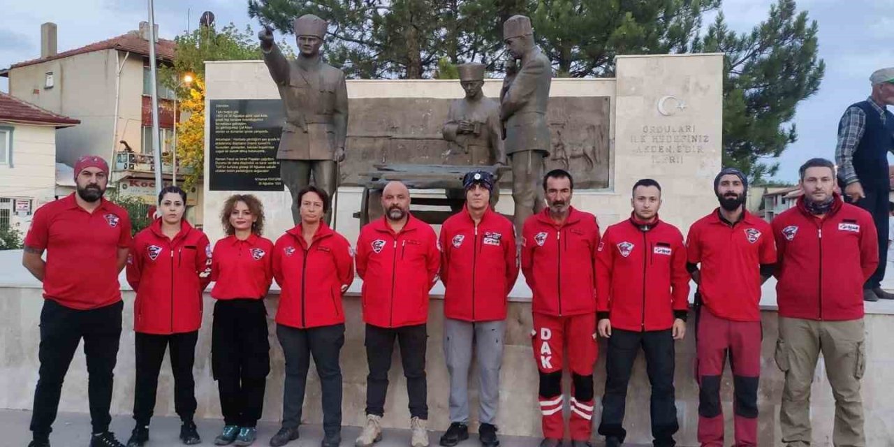 Dak Ekibi 30 Ağustos’ta Dumlupınar’ı Ziyaret Etti