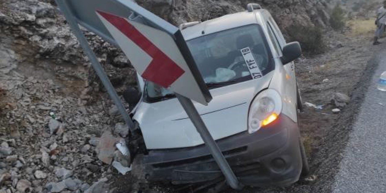 Antalya’da Trafik Kazası: 2 Yaralı