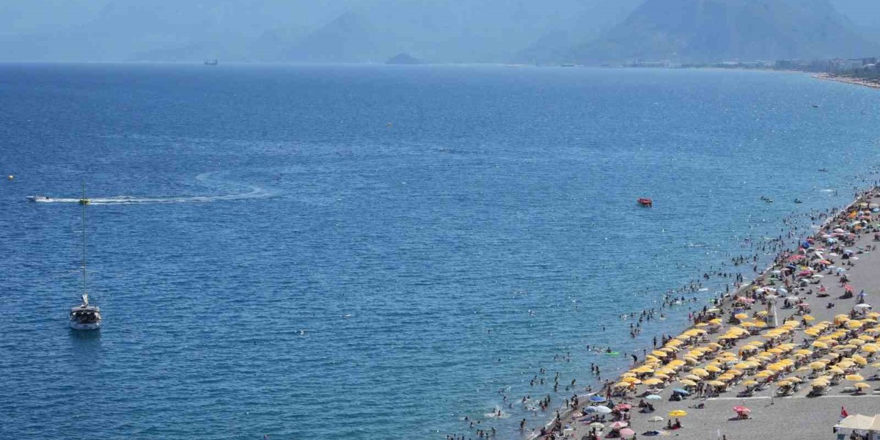Antalya’yı 2024’ün İlk 8 Ayında Yaklaşık 12 Milyon Kişi Ziyaret Etti