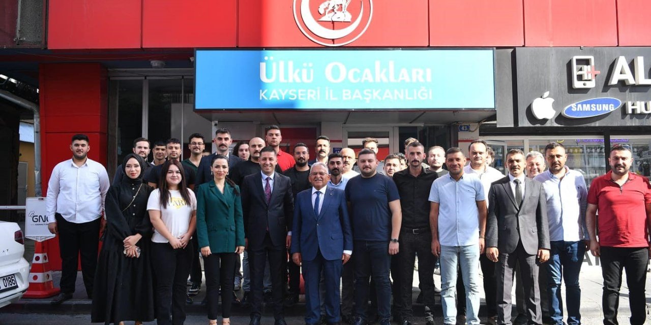 Başkan Büyükkılıç’tan Ülkü Ocakları’na Ziyaret