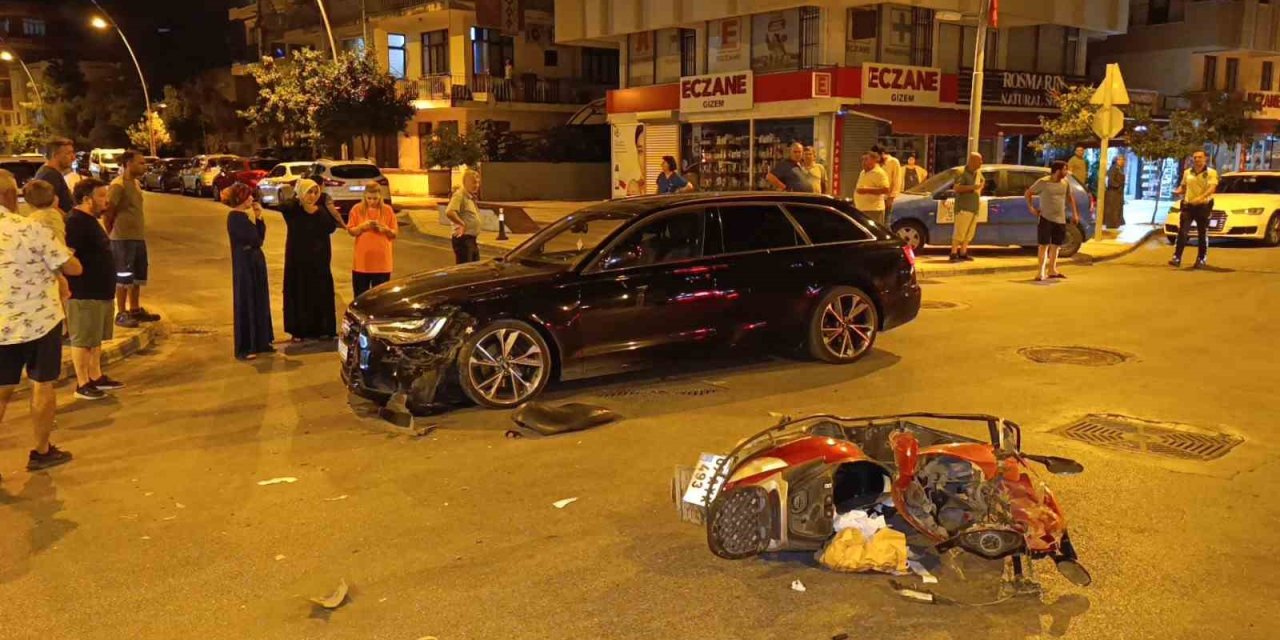 Dur Tabelasını Dikkate Almadı, Kendi Ayrı Motosikleti Ayrı Yerlere Fırladı