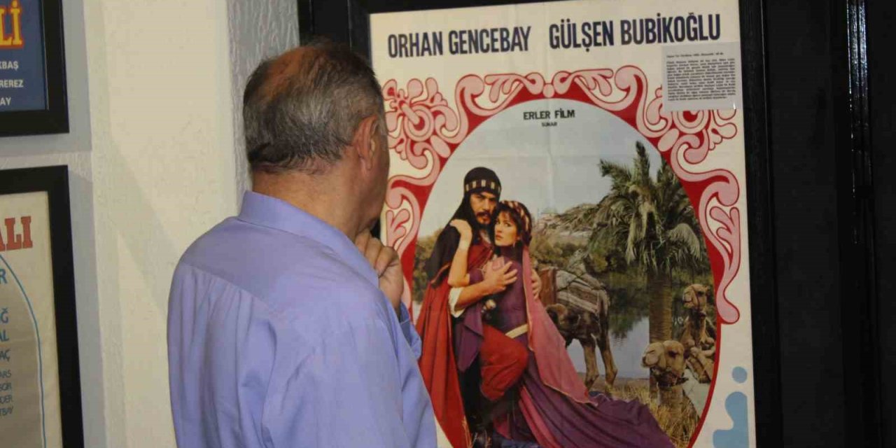 Kayseri’de ’yeşilçam Nostaljik Film Afişleri Sergisi’ Açıldı