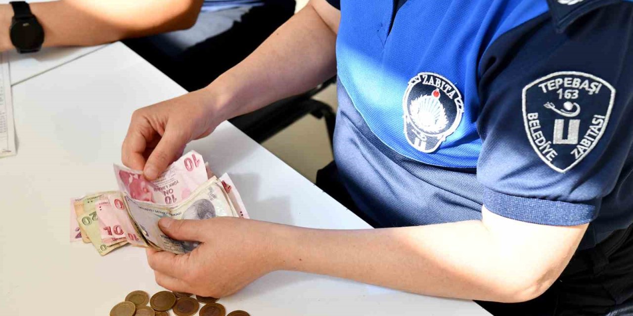 Tepebaşı Zabıtası Dilenciliğe Geçit Vermiyor