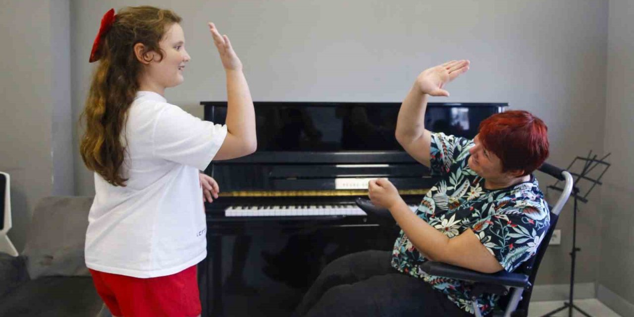 Antalya Büyükşehir Konservatuvarı’nda Yetenek Sınavları Başladı