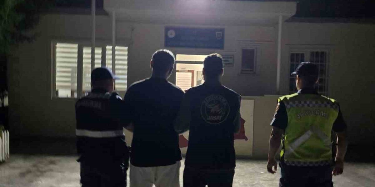 Finike’de 21 Yıl 4 Ay Hapis Cezasıyla Aranan Şahıs Yakalandı
