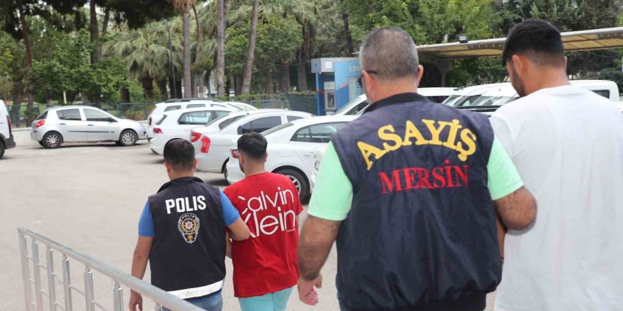 20 Şahsı Dolandırdığı Ve Şantaj Yaptığı Öne Sürülen İki Şüpheli Tutuklandı