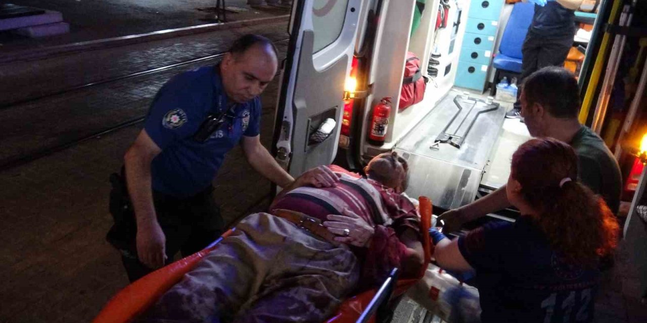 Arbede Sırasında Elindeki Silahtan Çıkan Kurşunla Kendini Yaraladı