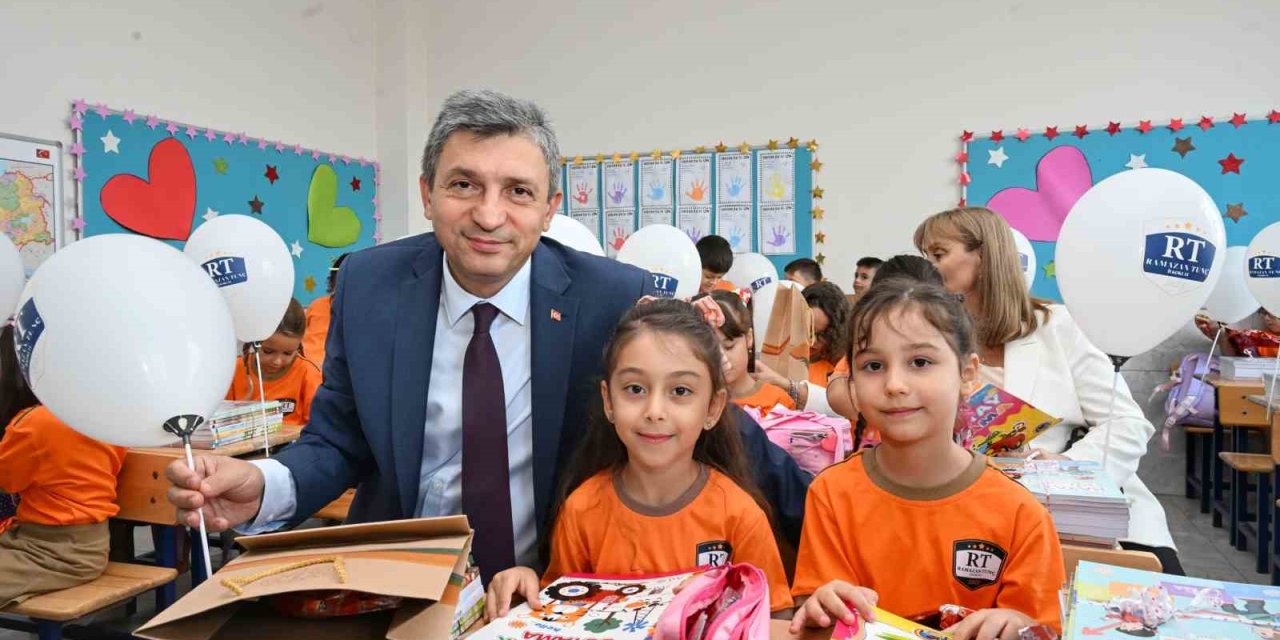 Antalya’da 514 Bin 888 Öğrenci, 38 Bin 266 Öğretmen Ders Başı Yaptı