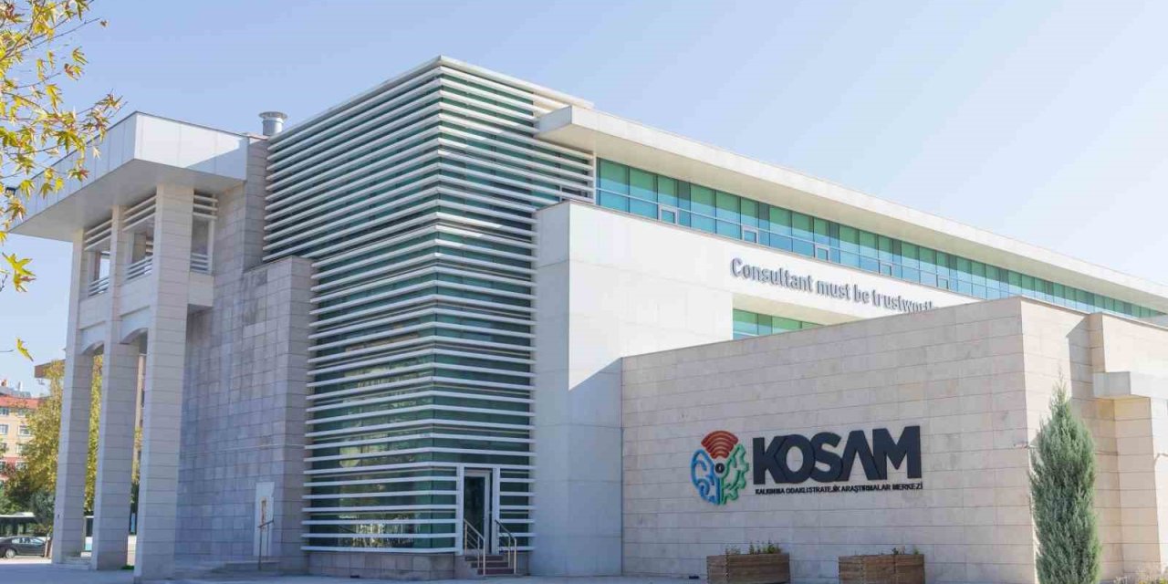 Kosam’ın “üçüncü Dünya Savaşı’nın Ayak Sesleri” Raporunda Kritik Tespitler Yer Aldı