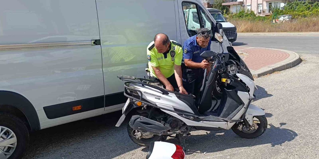 Kazada Yaralanan Sürücünün ’motosiklette 35 Bin Tl Var’ Sözü Ekipleri Alarma Geçirdi