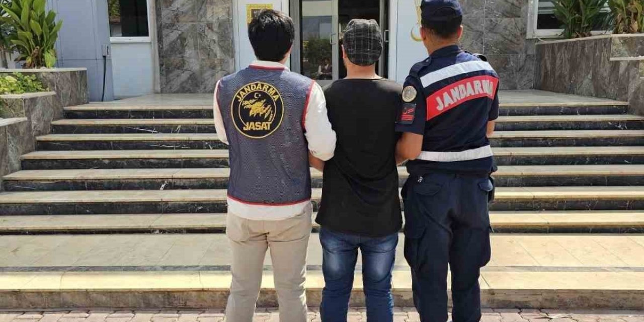 Tasarlayarak Adam Öldürmeden Aranan Şahıs Jandarma Operasyonuyla Yakalandı