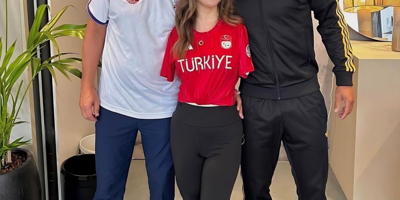 Sümeyye Boyacı, Real Madrid’in Yıldızı Jude Bellingham İle Bir Araya Geldi