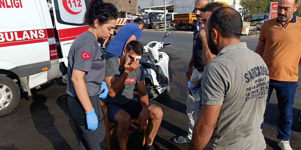 Otomobil İle Motosikletin Çarpışması Kamerada