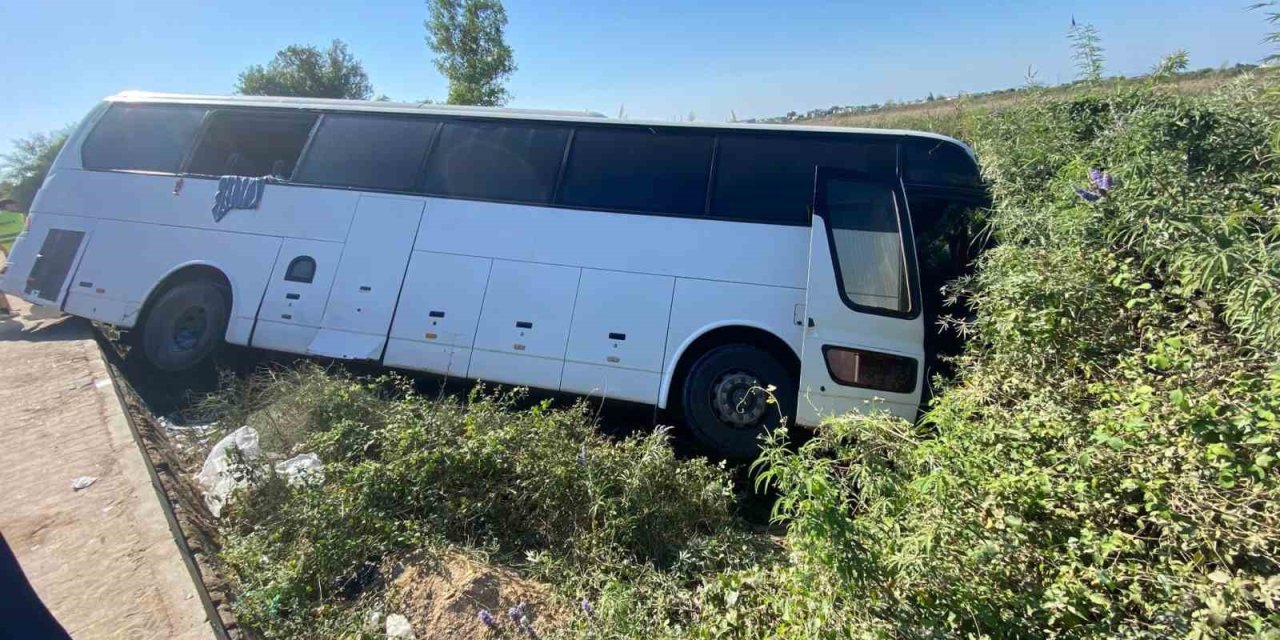 Otel Servisi Şarampole Uçtu: 7 Yaralı