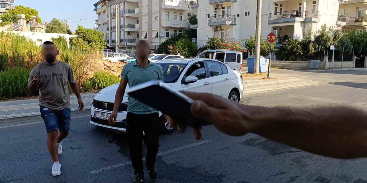 Kazaya Karışan Sürücü ’benim Arabamı Değil Ötekini Çek’